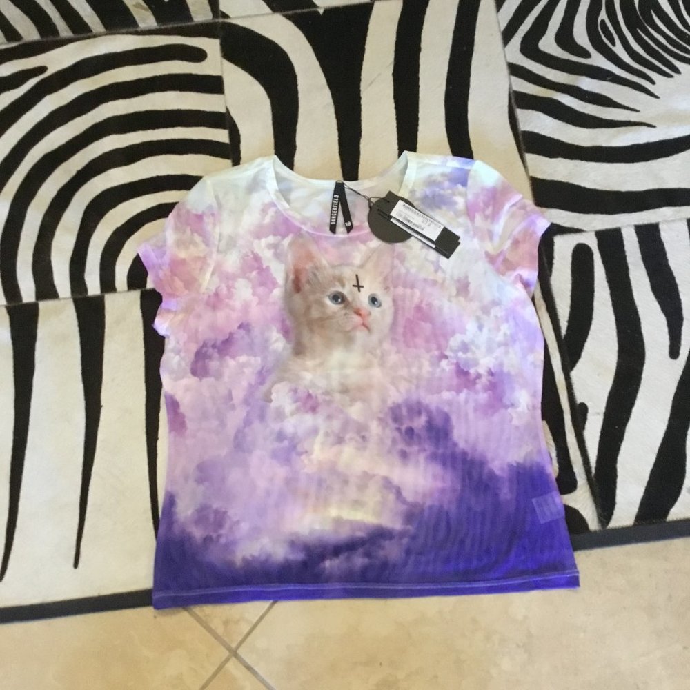 Dangerfield   top size 18 AU new